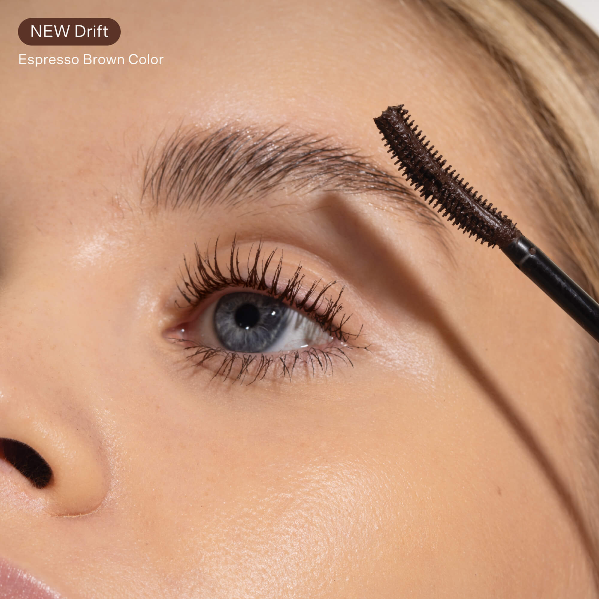 MakeWaves Mascara